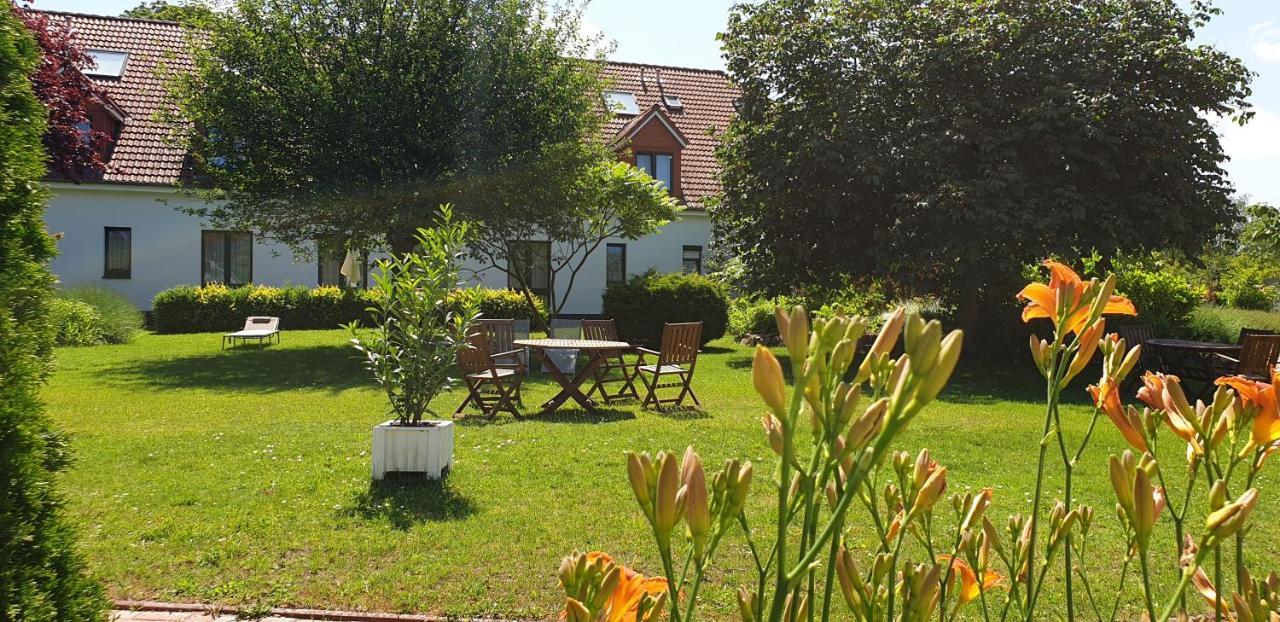 Ferienbungalow Haus Am Teich Boltenhagen Kültér fotó